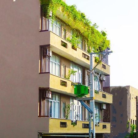 Vivas Residencies Luxury Apartments マウントラビニア エクステリア 写真