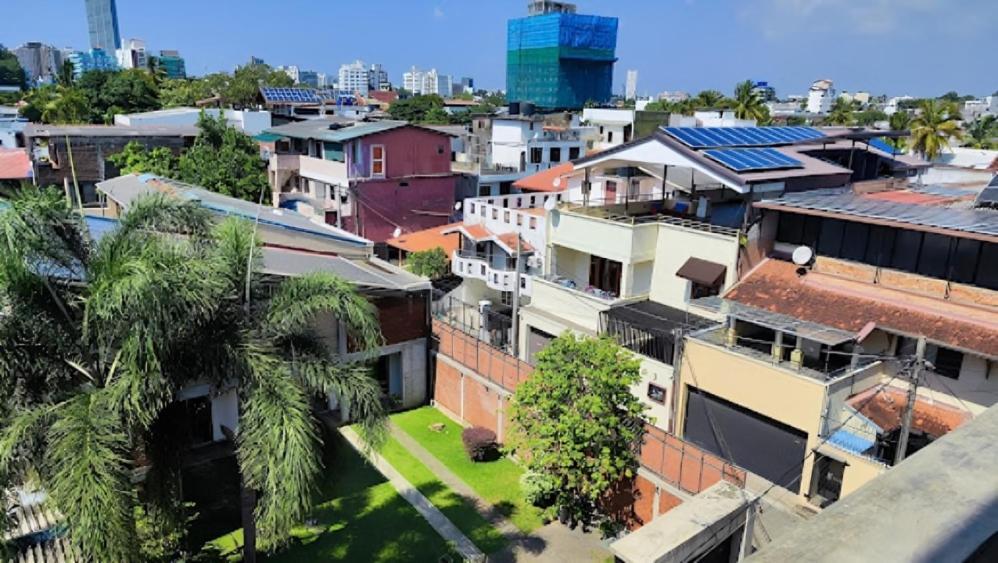 Vivas Residencies Luxury Apartments マウントラビニア エクステリア 写真
